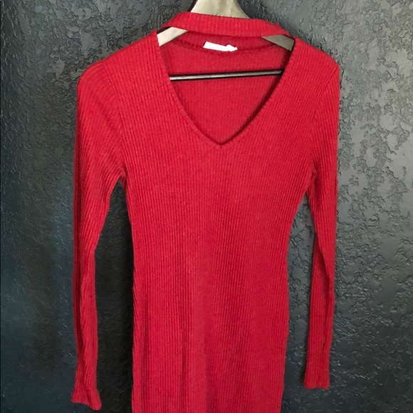 Red Long Sleeve Keyhole Burt Date Night Dress - Picture 2 of 4